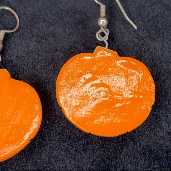 Vintage 90’s Halloween Earrings Jackolantern Wooden Painted Orange Goth Fun - Picture 5 of 10